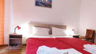Гостевой дом Guest House Villa Jovana Будва Двухместный номер эконом-класса с 2 отдельными кроватями-14